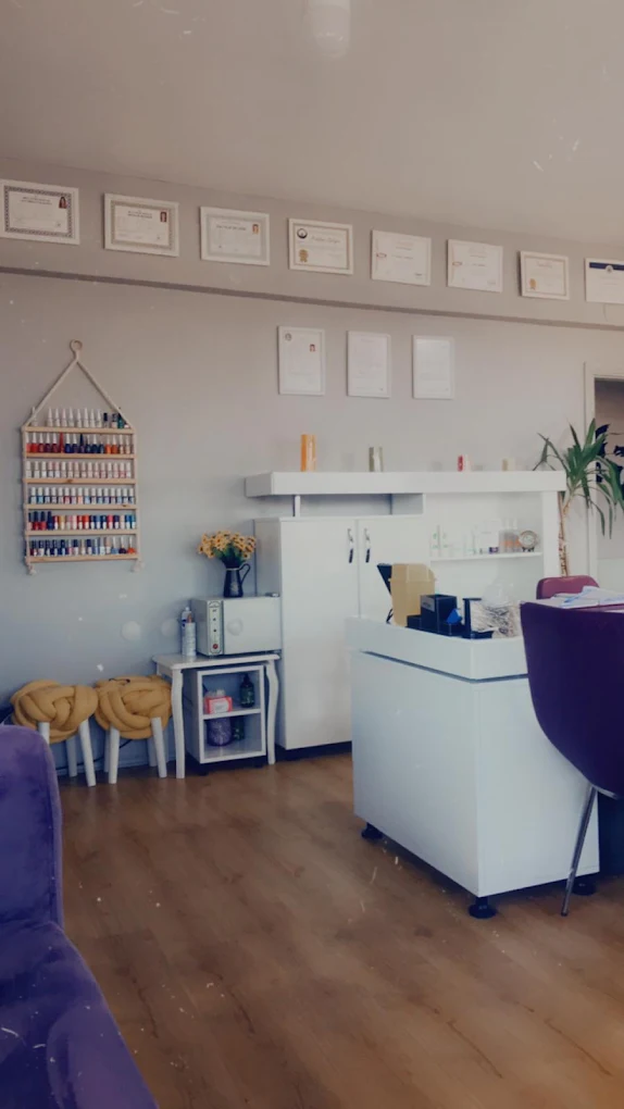Demet's Güzellik Salonu - Salon Görseli-01